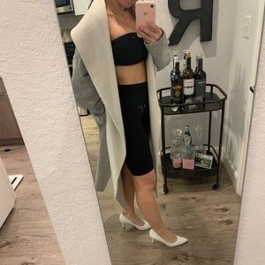 White pumps leather size 6 wide. 3’heel cushioned